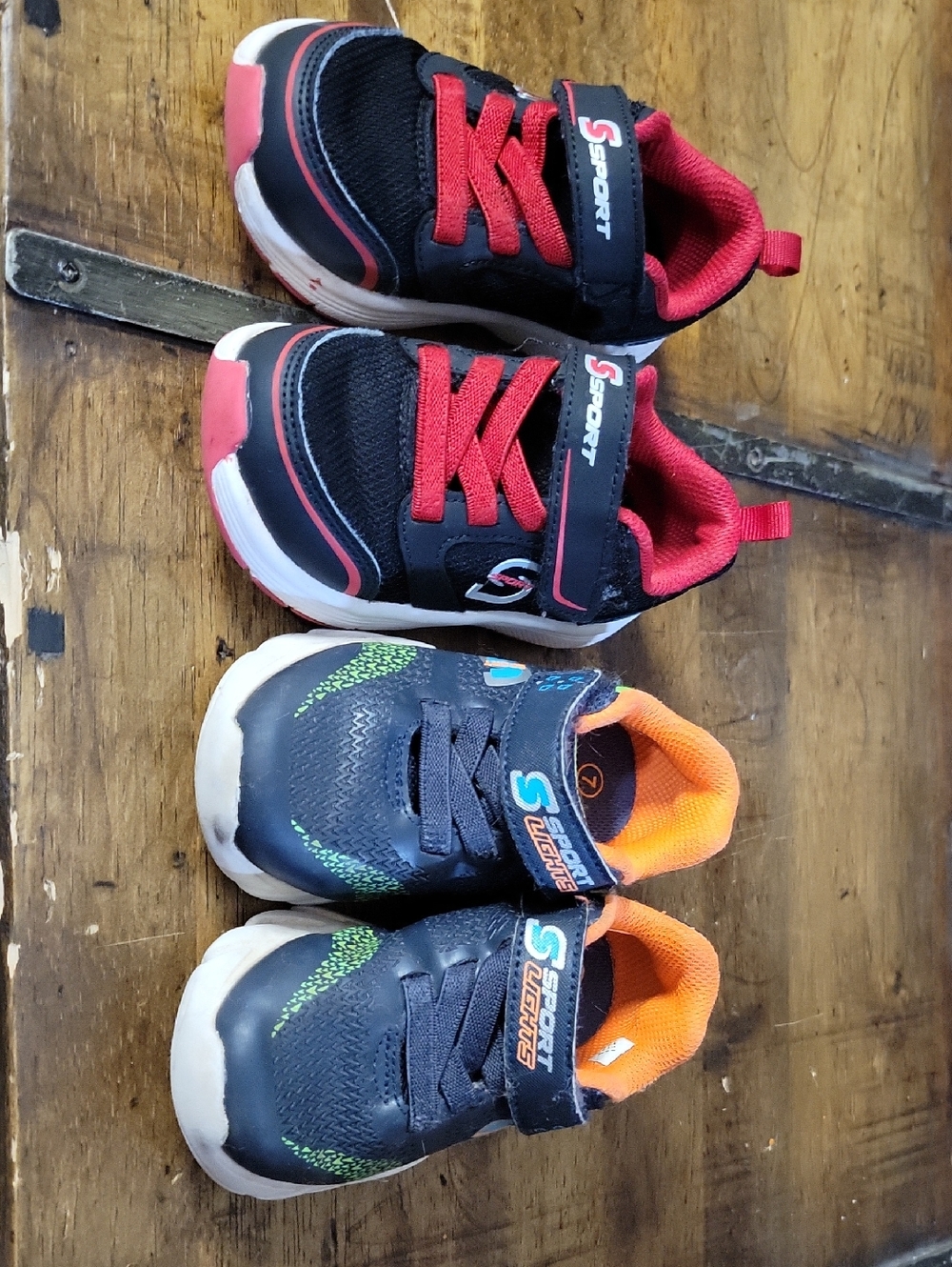 Kids Sport Sneakers in Black & Red (Pair)